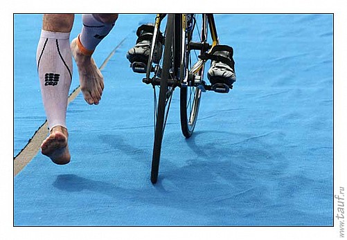 IMG_6677-abc.jpg: 652x452, 61k (2012-08-26, 02:40) IMG_6677-abc.jpg: 652x452, 61k (2012-08-26, 02:40)