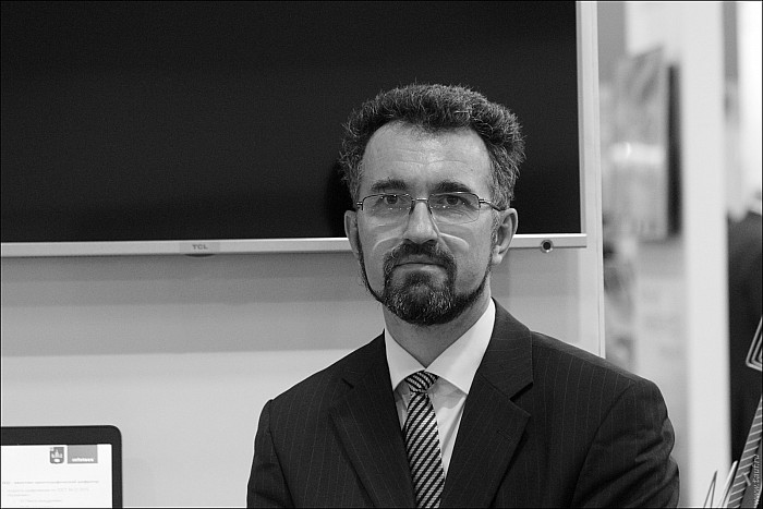 2018-09-1x-exImport2-13-1586-abc.jpg: 1600x1067, 317k (2018-09-19, 20:12) 2018-09-1x-exImport2-13-1586-abc.jpg: 1600x1067, 317k (2018-09-19, 20:12)