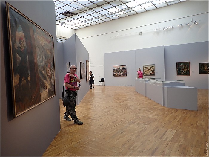 2019-05-01-NewTretjakovka-02-5010850-abc.jpg: 4008x3008, 5460k (2019-05-03, 12:18)
