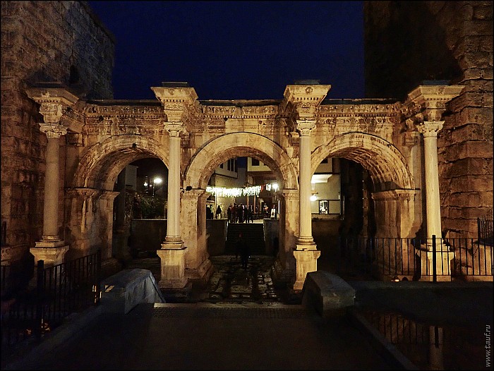 2025-01-xx-Turkey-OldTown-53-1077155-abc.jpg: 1598x1200, 691k (2025-02-15, 19:28)